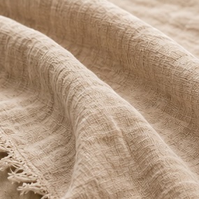 Throws & Bedding